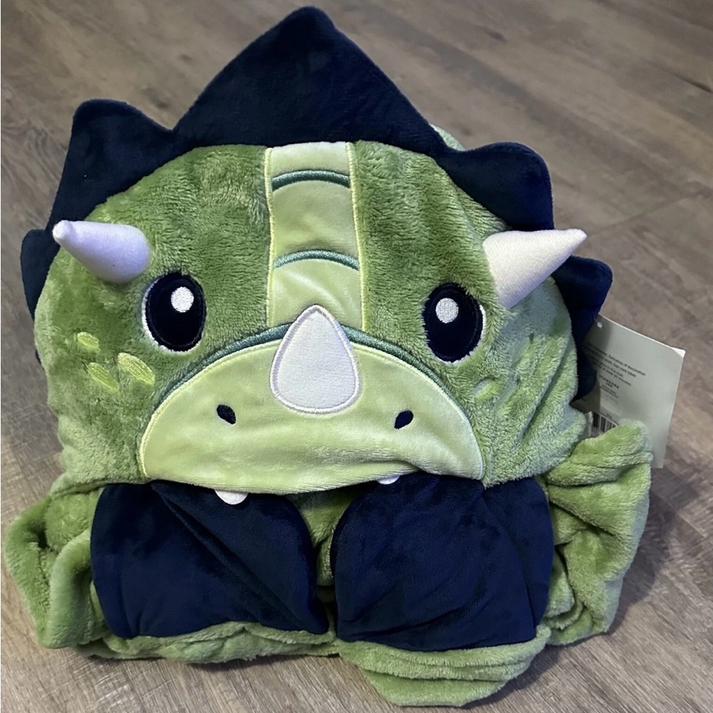 Green Dinosaur Hooded Blanket W/Hand Packets Face Glows In The Dark 40x50”  NWT